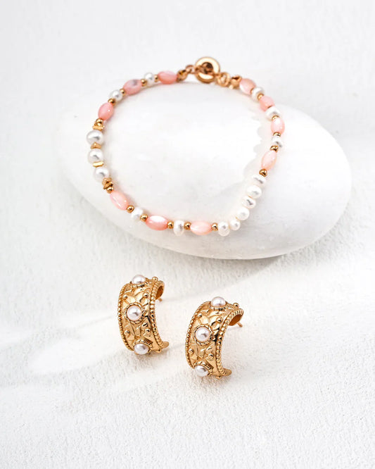 Rosé Shell Pearl Bracelet