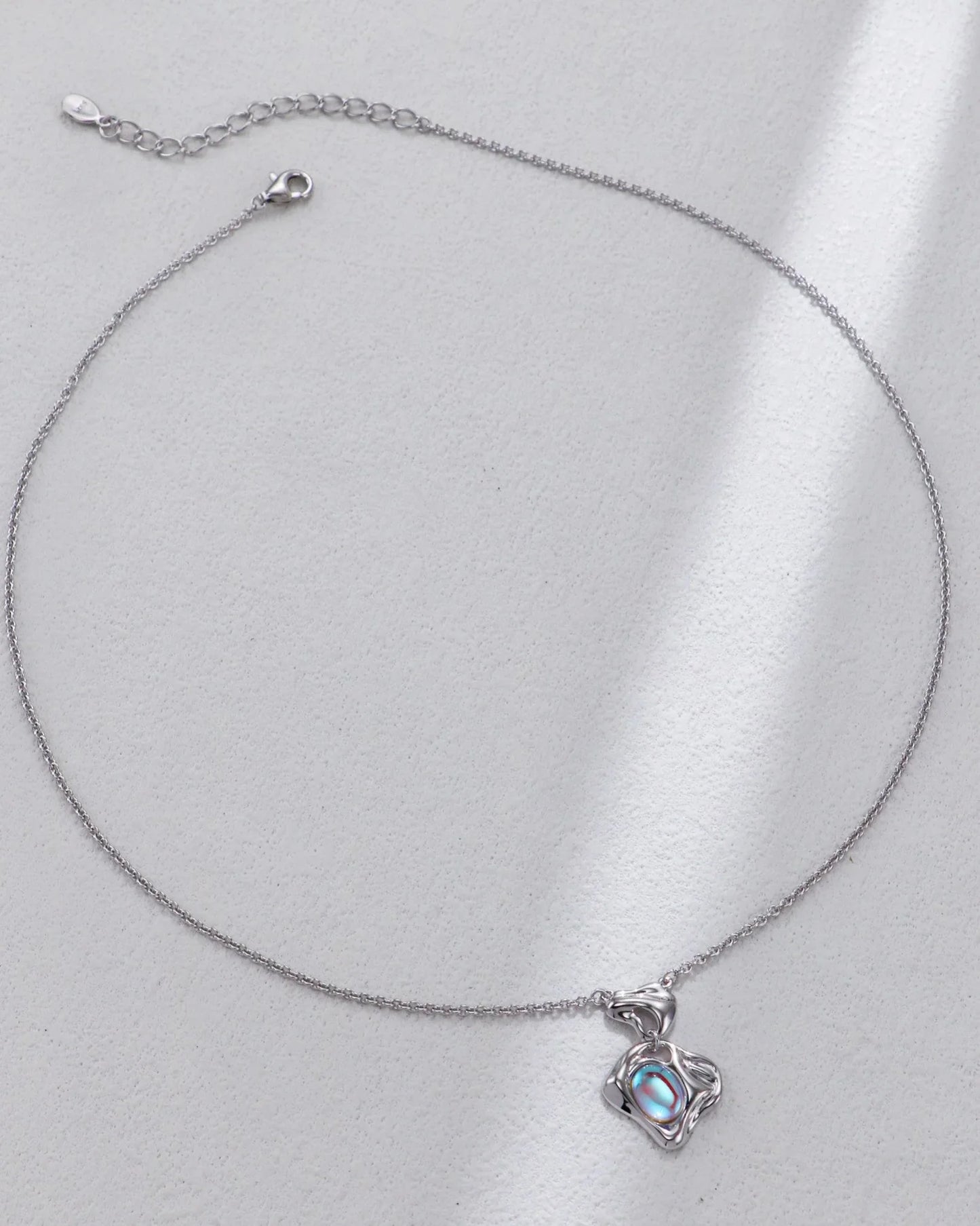 Månelyste drømmer halskjede